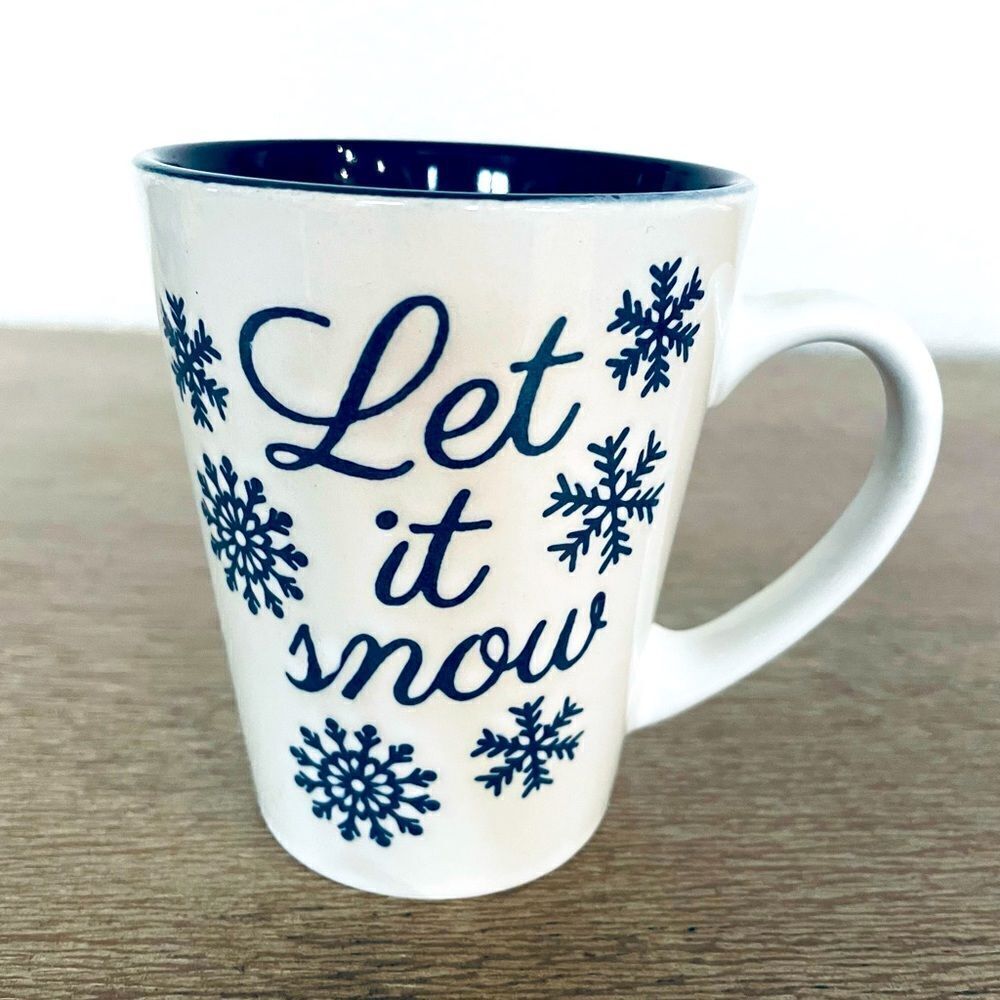 Let It Snow Snowflakes Ceramic Christmas Winter Holiday Mug